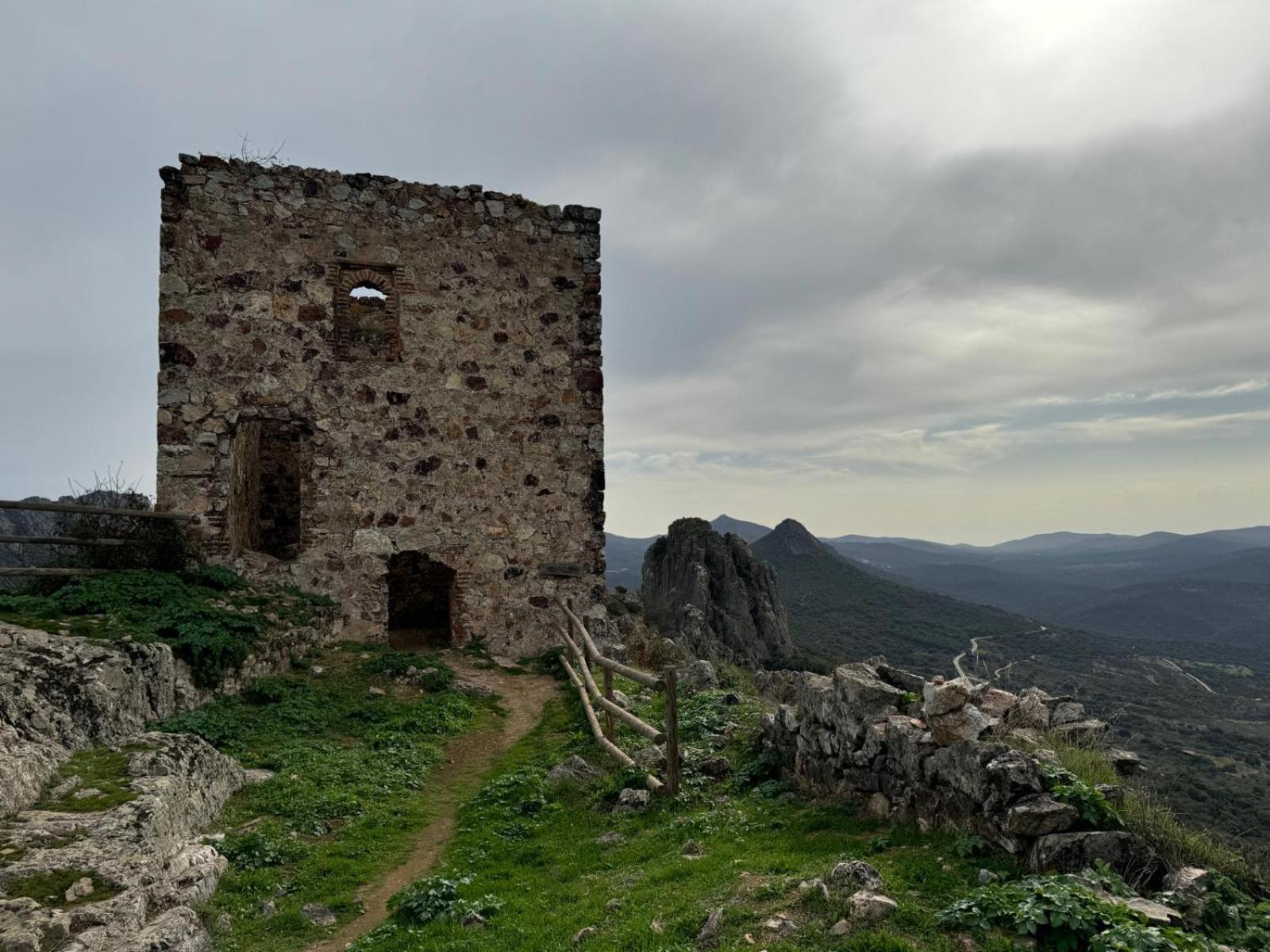 Maison d'hôtes Alma De Villuercas à Cabañas del Castillo Extérieur photo